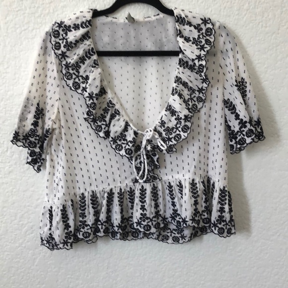 Black and white Zara blouse - Picture 2 of 4